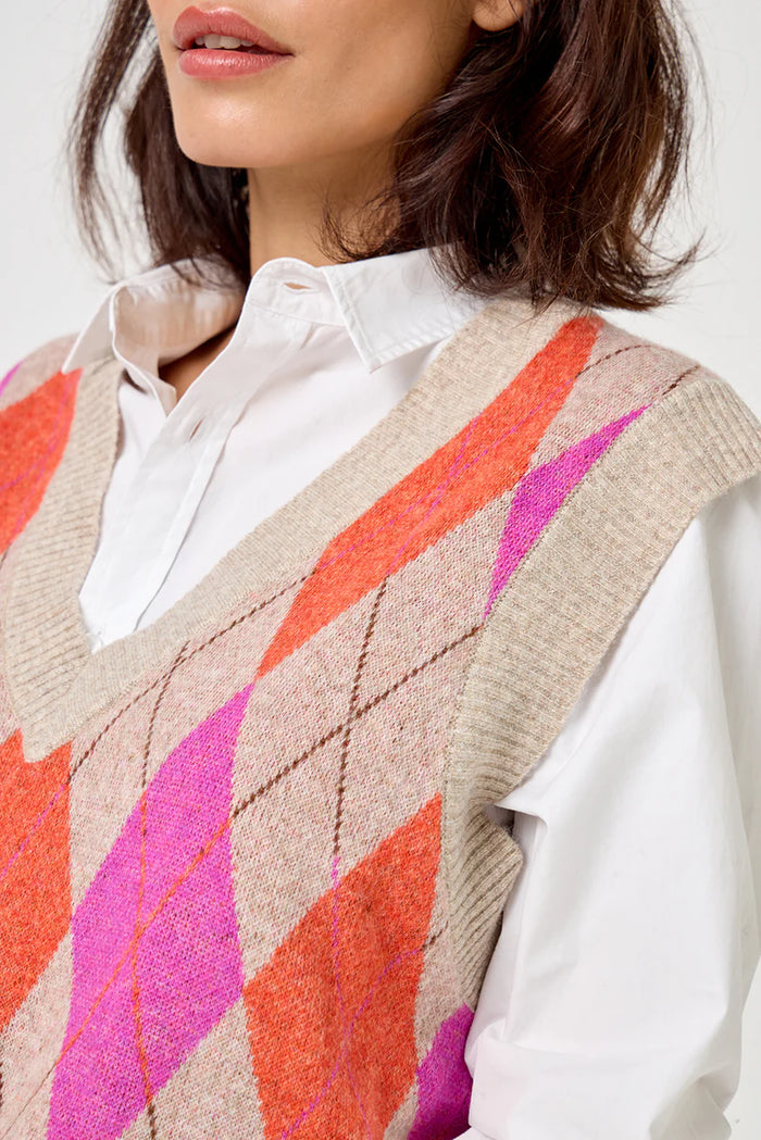 FIVE DIAMOND KNITTED TANK