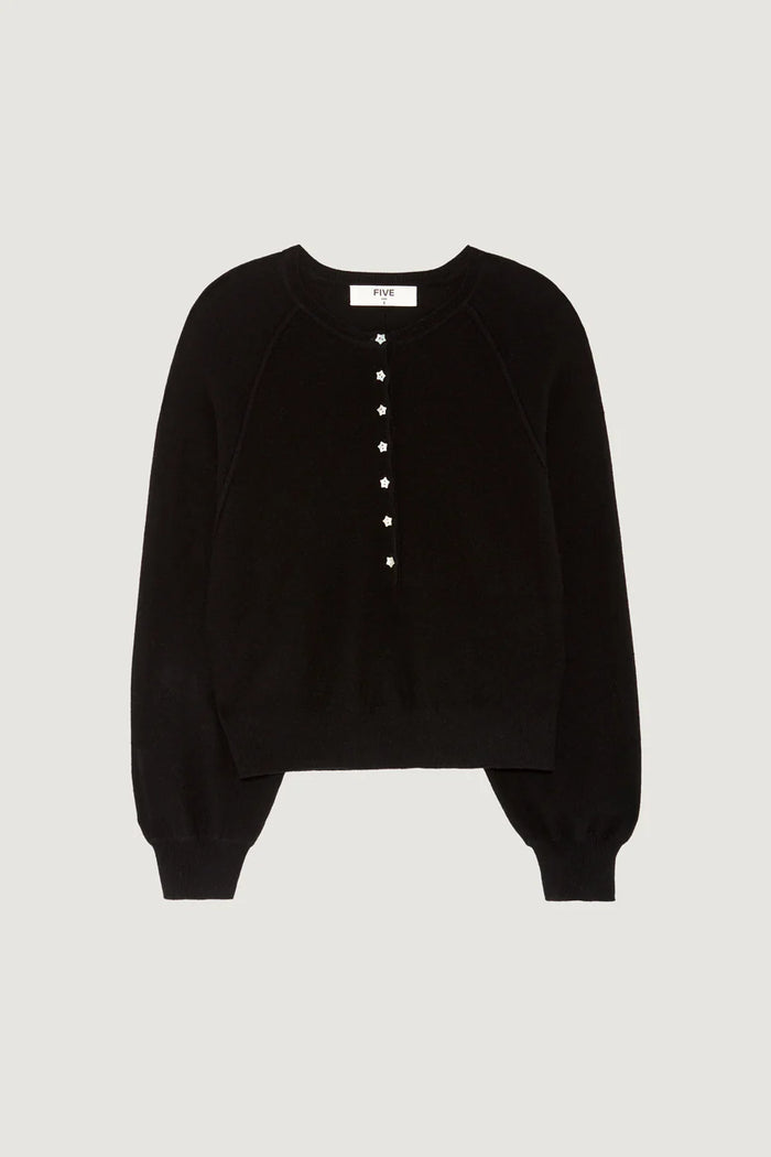 FIVE BLACK STAR BUTTON KNIT