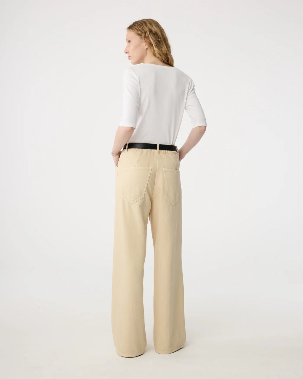 KNIT-TED WHITE V NECK EDEN TOP - White Bicycle