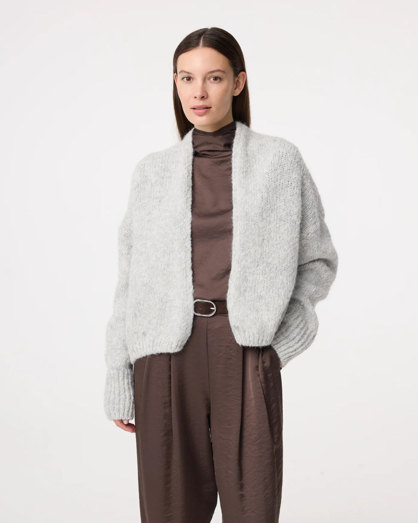 KNIT-TED SOFT GREY BECKY CARDIGAN