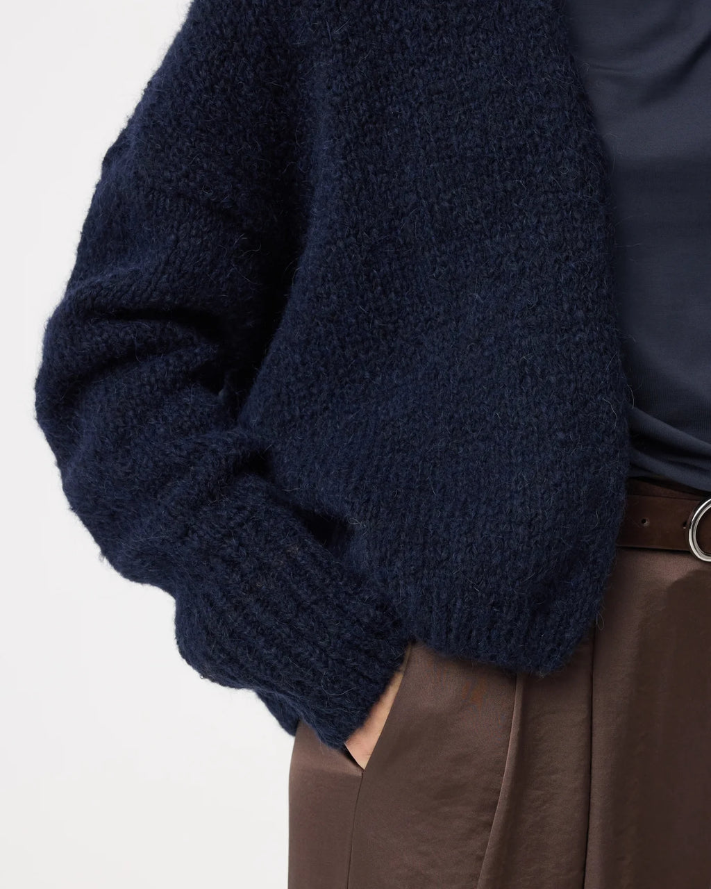 KNIT-TED NIGHT BLUE BECKY CARDIGAN - White Bicycle