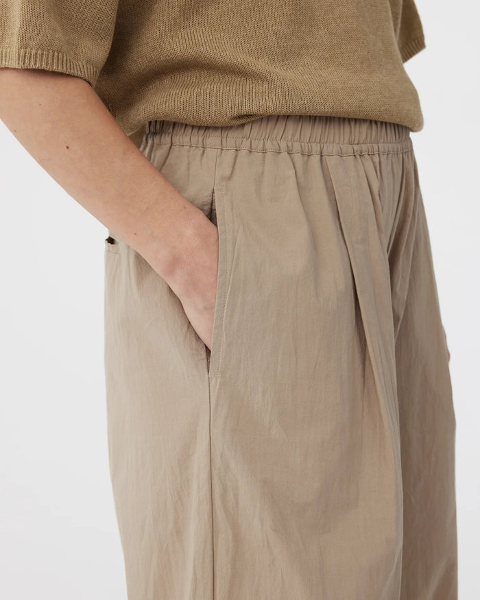 KNIT-TED KHAKI NORI TROUSER
