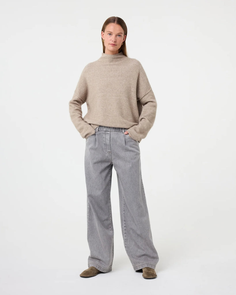 KNIT-TED SAND KIM SWEATER