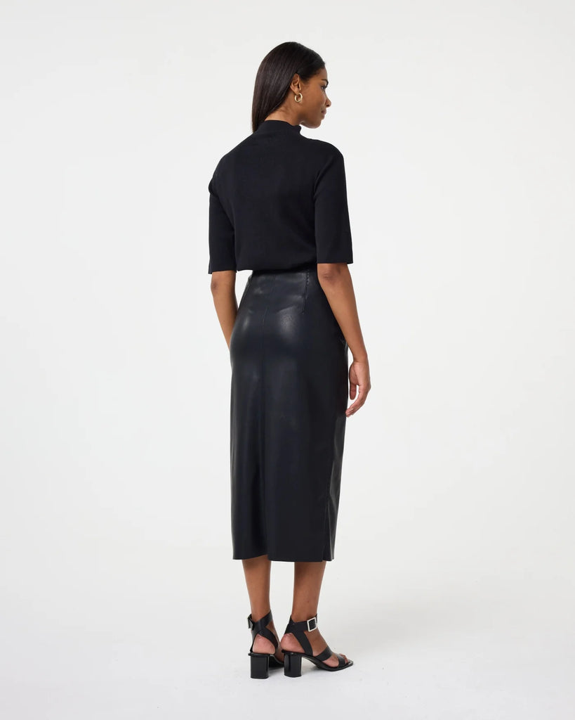 KNIT-TED FAUX LEATHER BLACK POGY SKIRT
