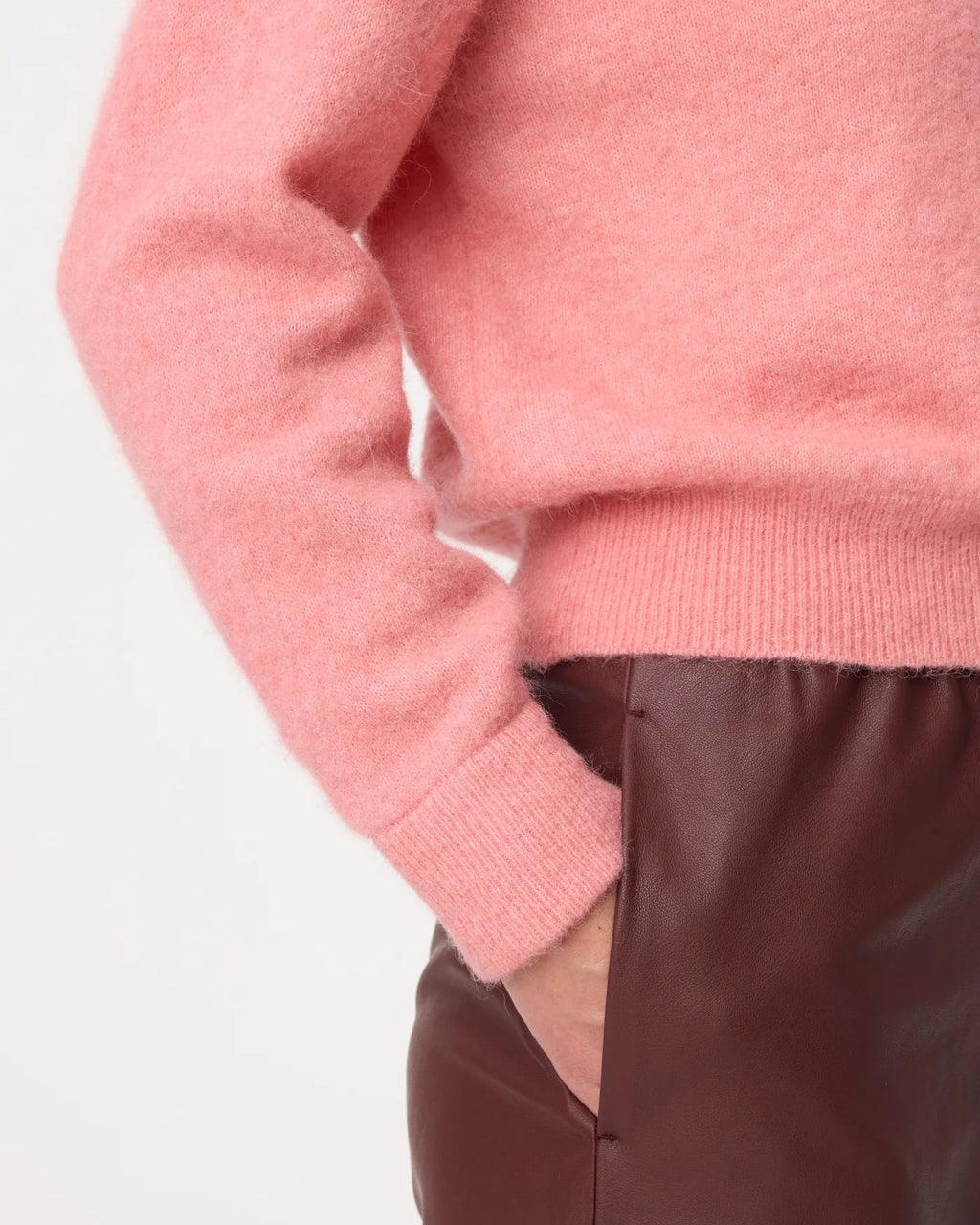 KNIT-TED BRITNEY CARDIGAN