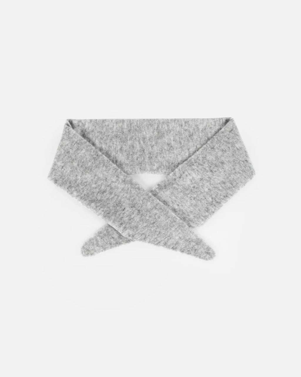 KNIT-TED TRICJA TRIANGLE SCARF