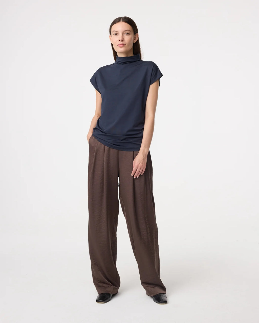 KNIT-TED NAVY MIRRE TOP