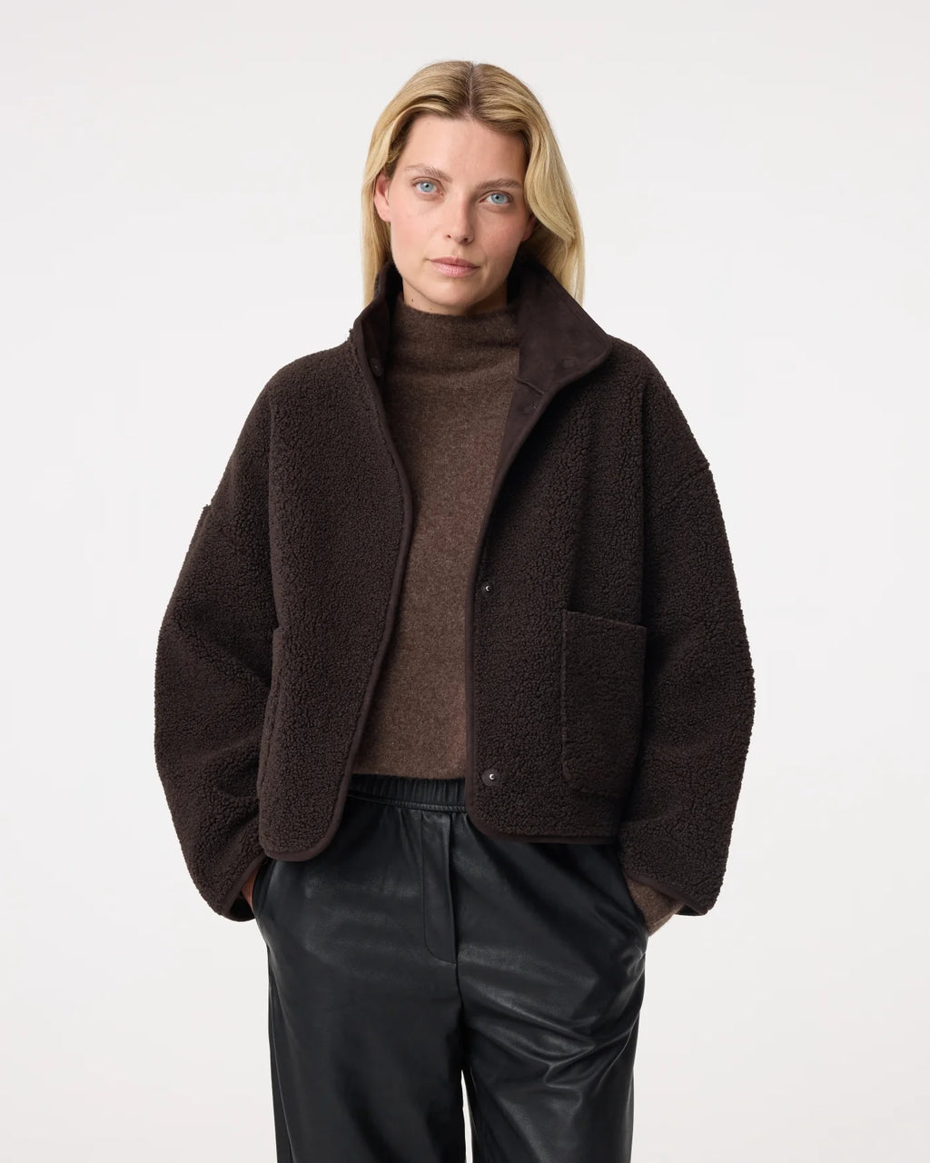 KNIT-TED CHOCOLATE REVERSIBLE TEDDY JIL JACKET