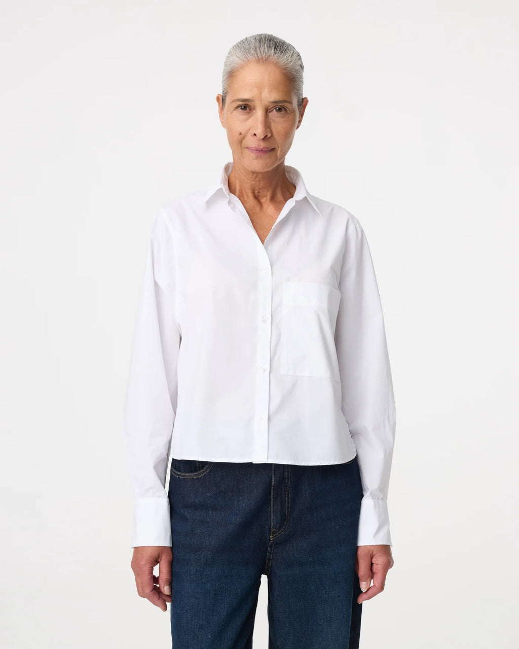 KNIT-TED WHITE LIEVE SHIRT