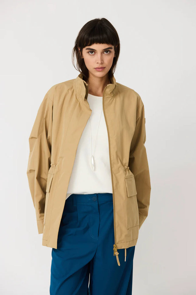 TANTA MIZU KELP RAINCOAT - White Bicycle