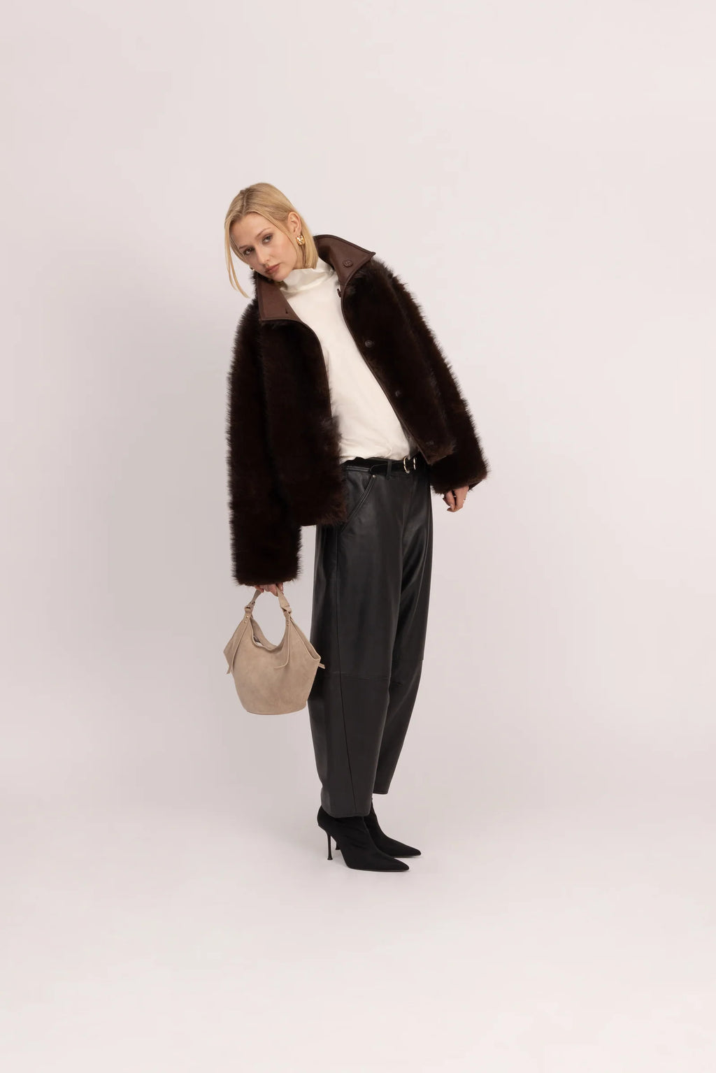 REVERSIBLE TOSCANA CHUBBY FUNNEL NECK