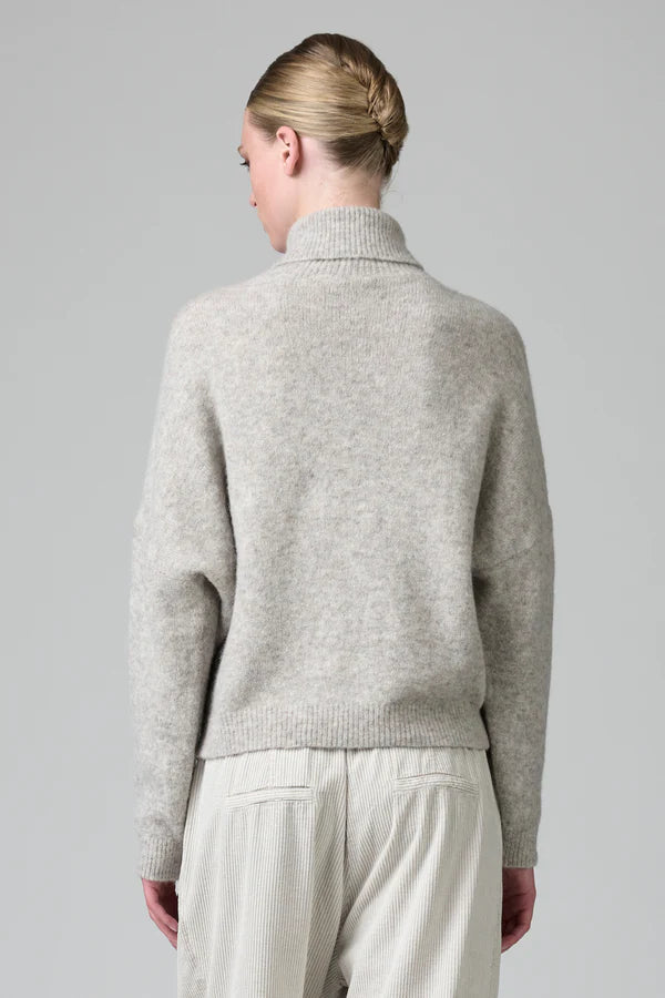 TRANSIT GREY SHORTER GREY HIGH NECK KNIT