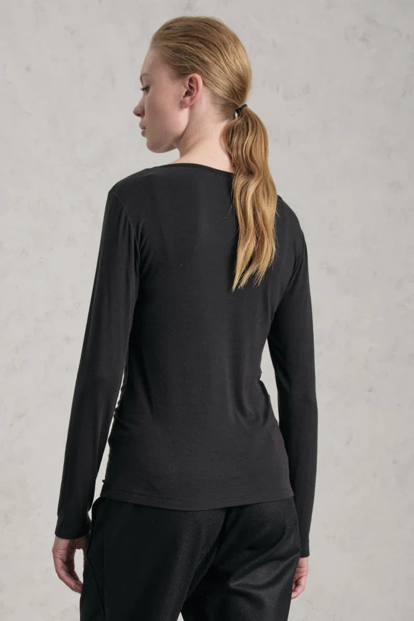 TRANSIT BLACK MODAL V NECK TEE
