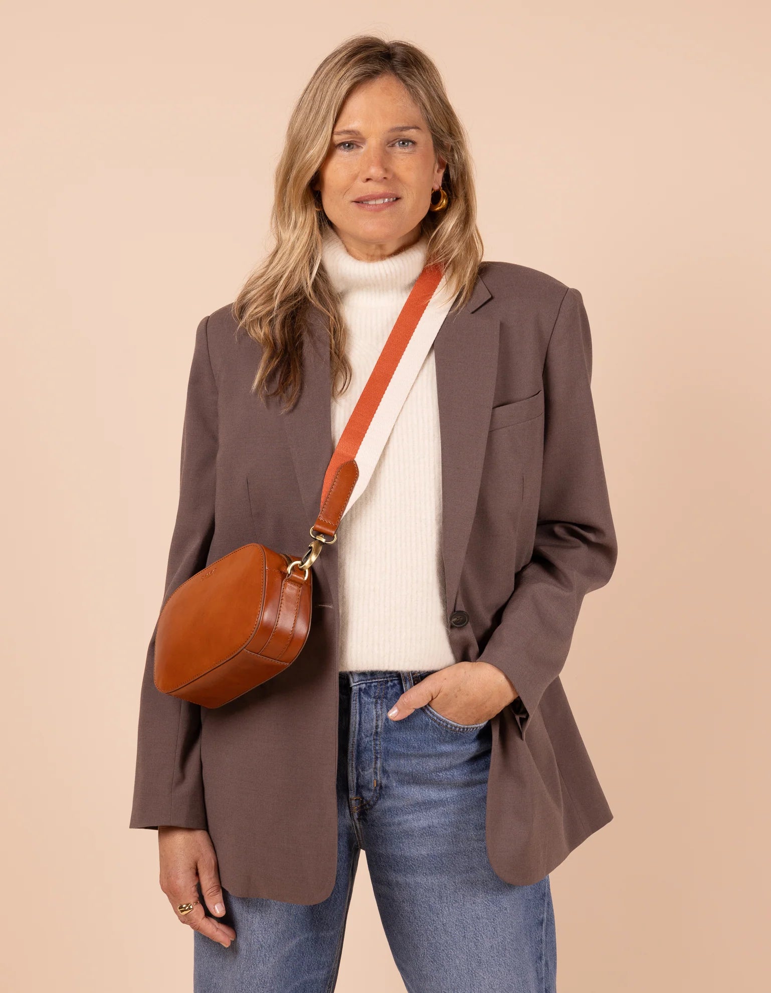 O MY BAG TAN MAYA CROSSBODY BAG - White Bicycle