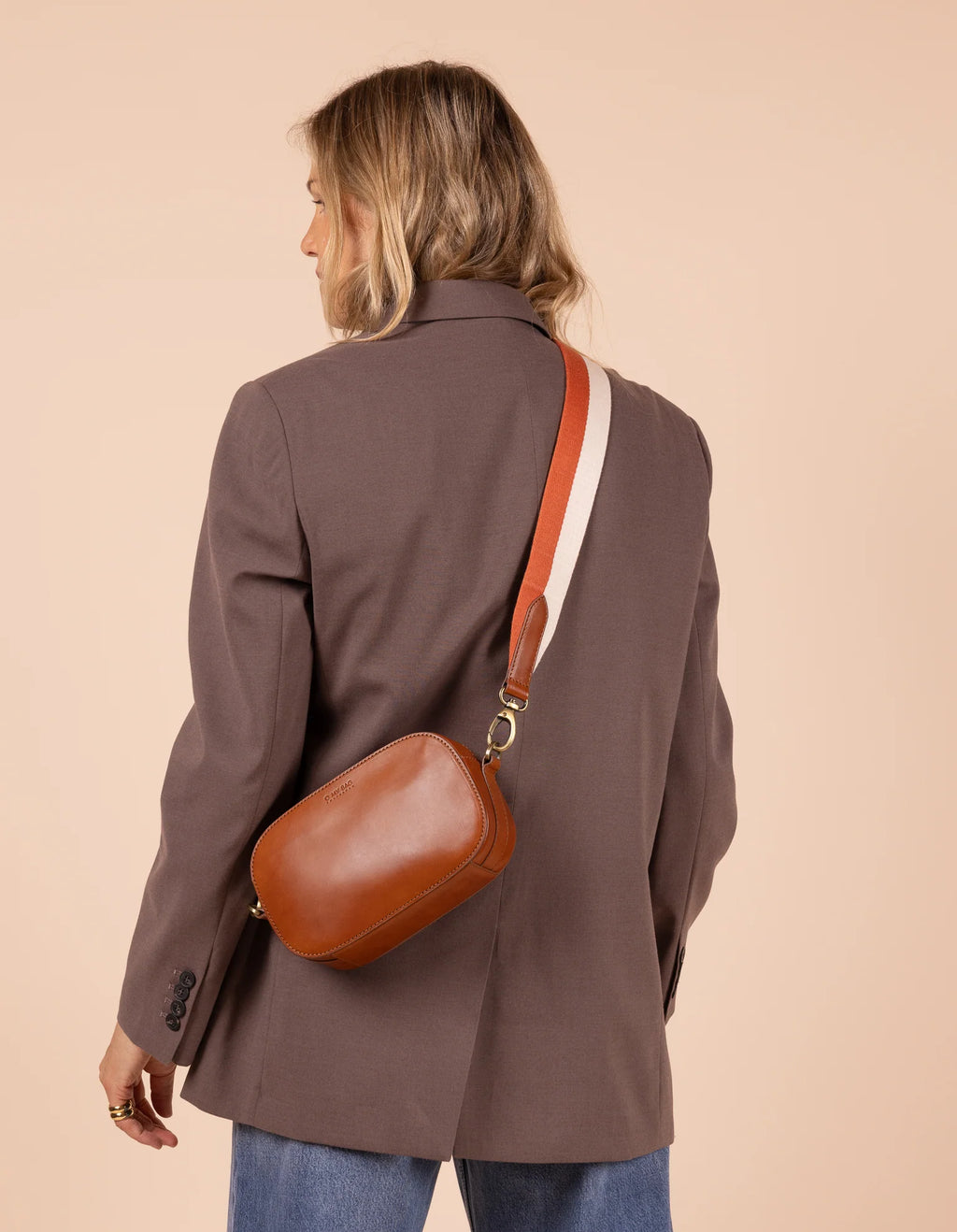 O MY BAG TAN MAYA CROSSBODY BAG - White Bicycle