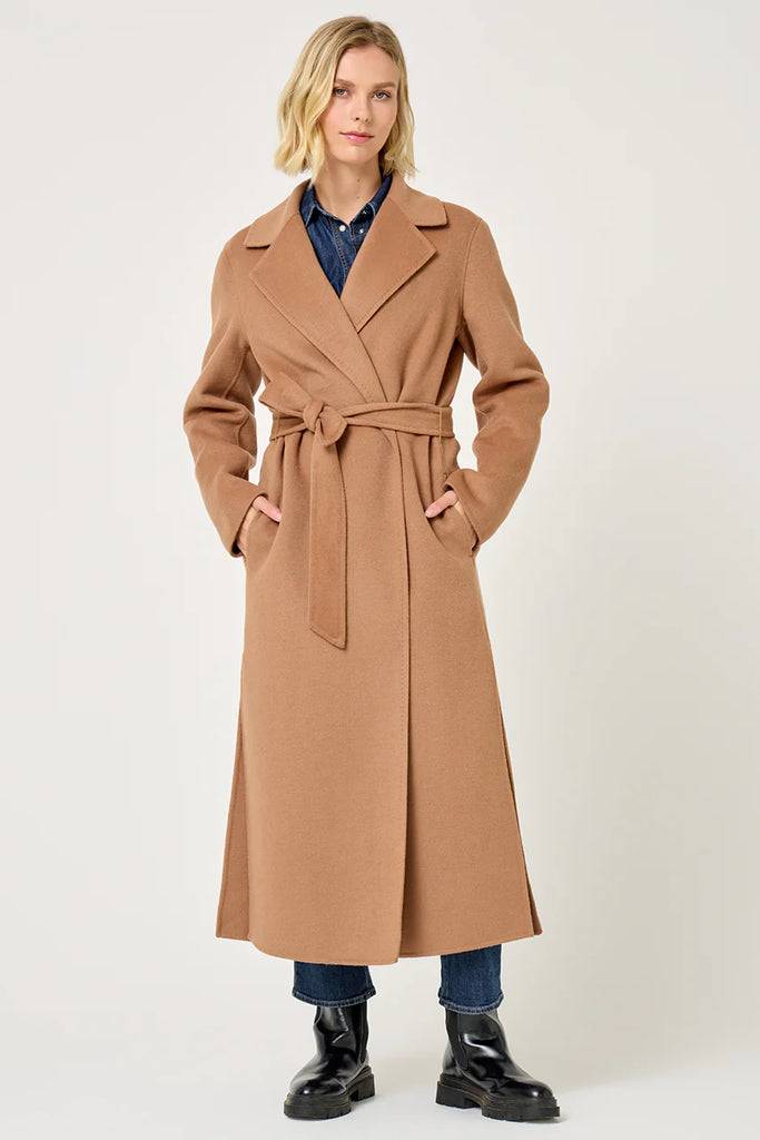 FIVE CAMEL COAT