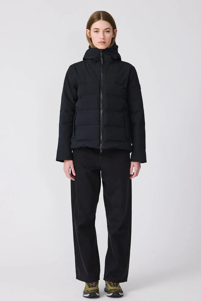 TANTA TEMPESTA COAT IN BLACK