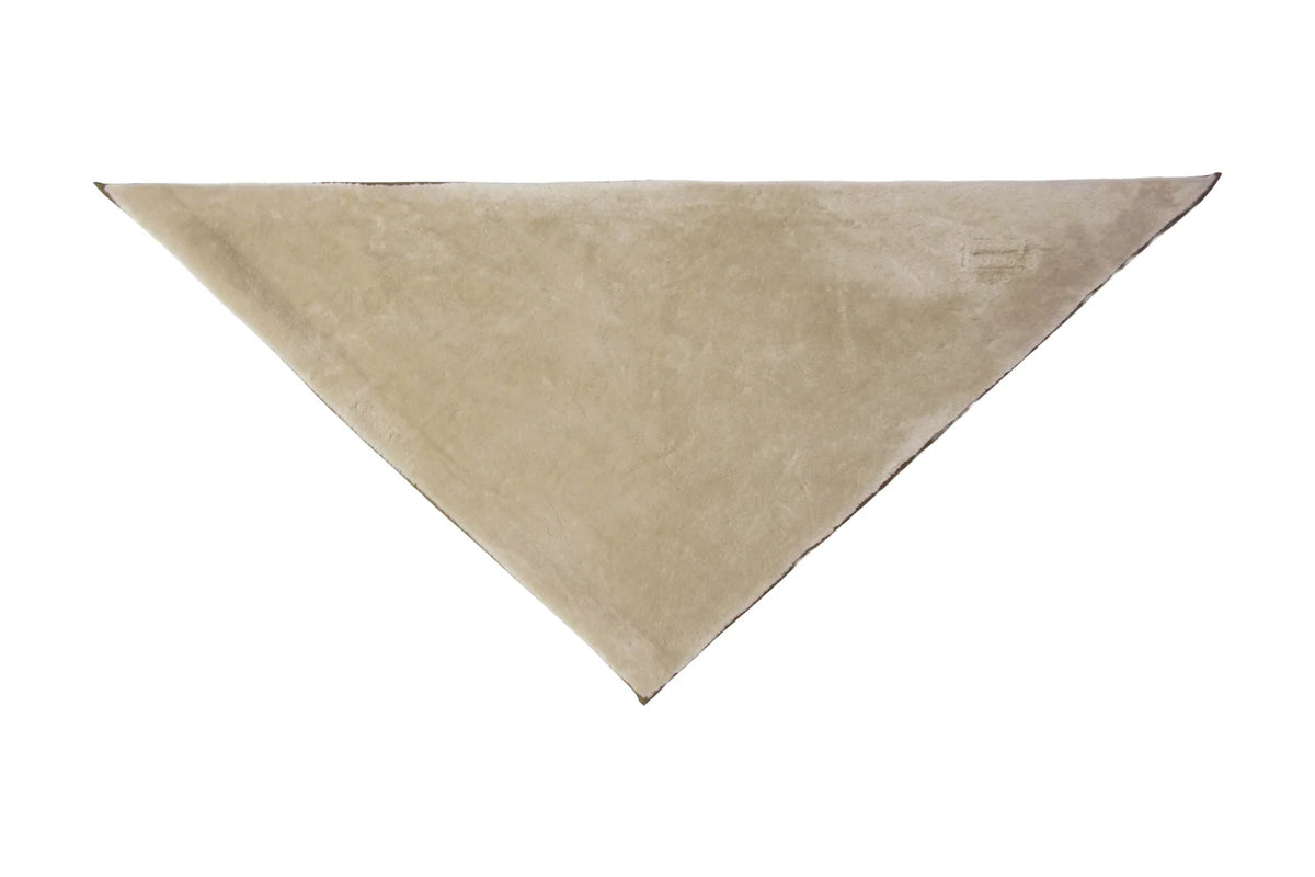 URBANCODE TRIANGLE SCARF