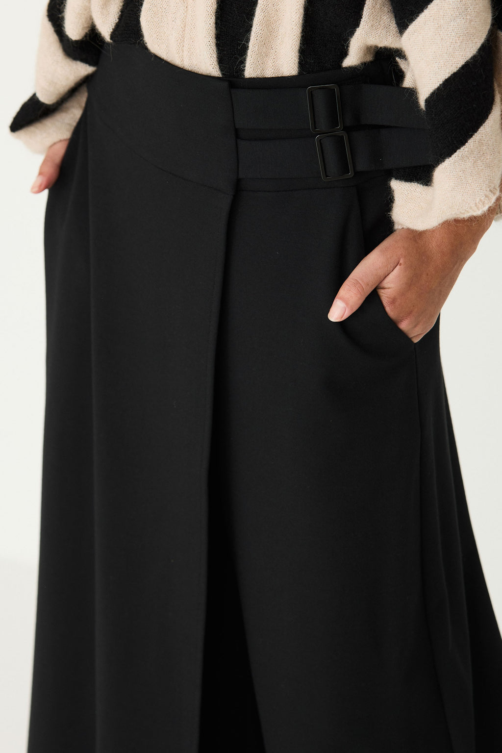 SKFK BLACK WRAP EFFECT ARAIKA TROUSER