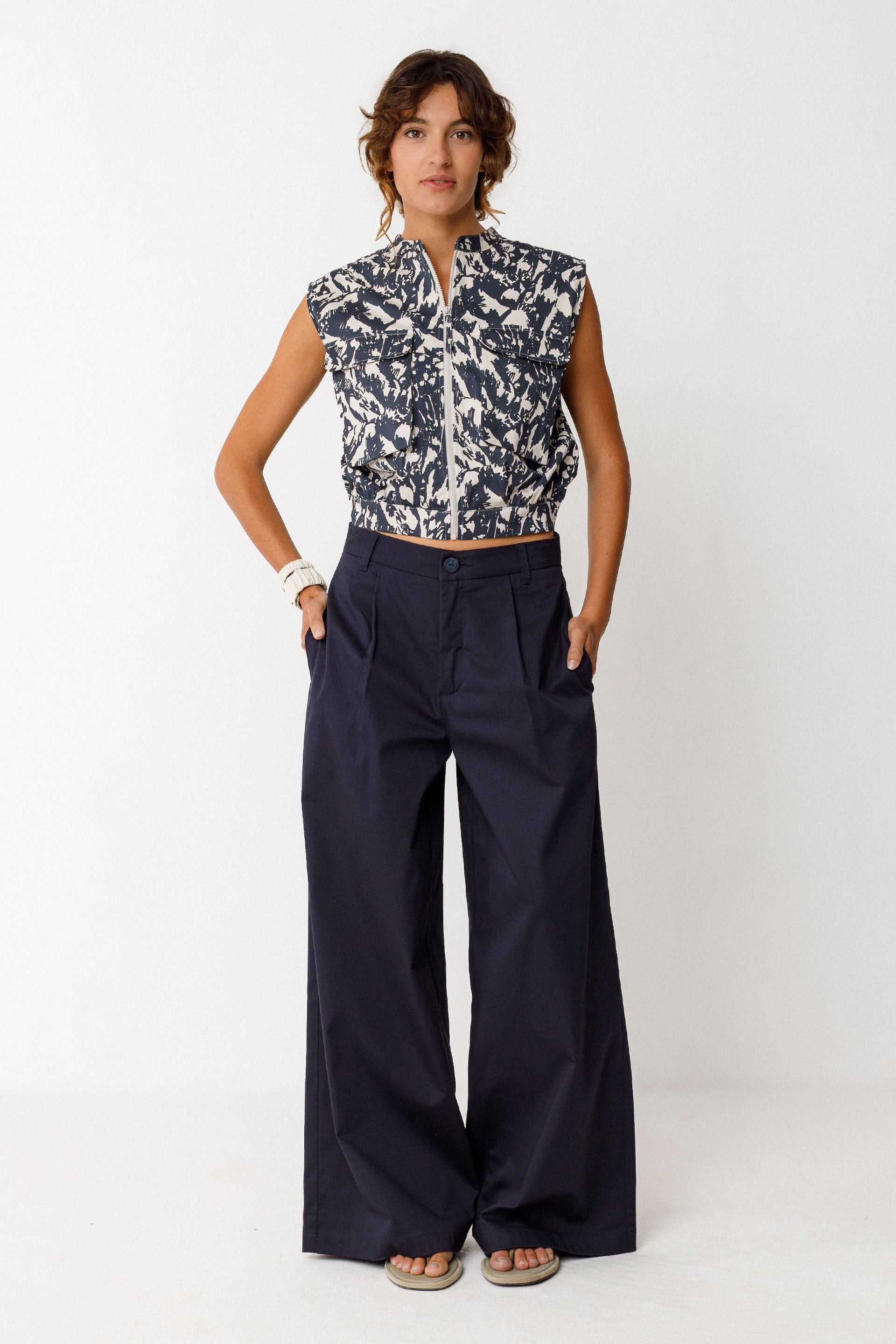SKFK ENA NAVY WIDE LEG TROUSER - White Bicycle