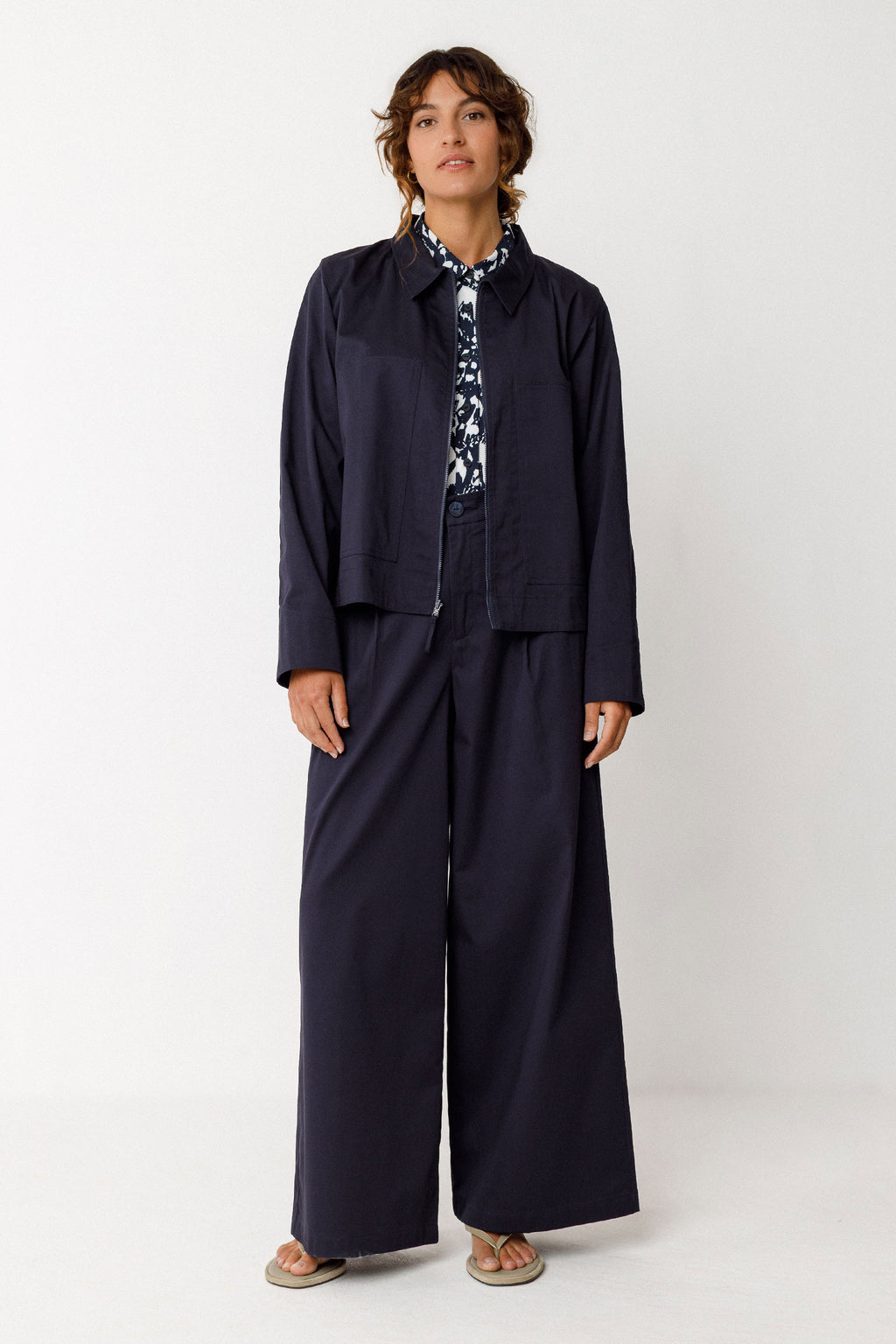SKFK ENA NAVY WIDE LEG TROUSER - White Bicycle