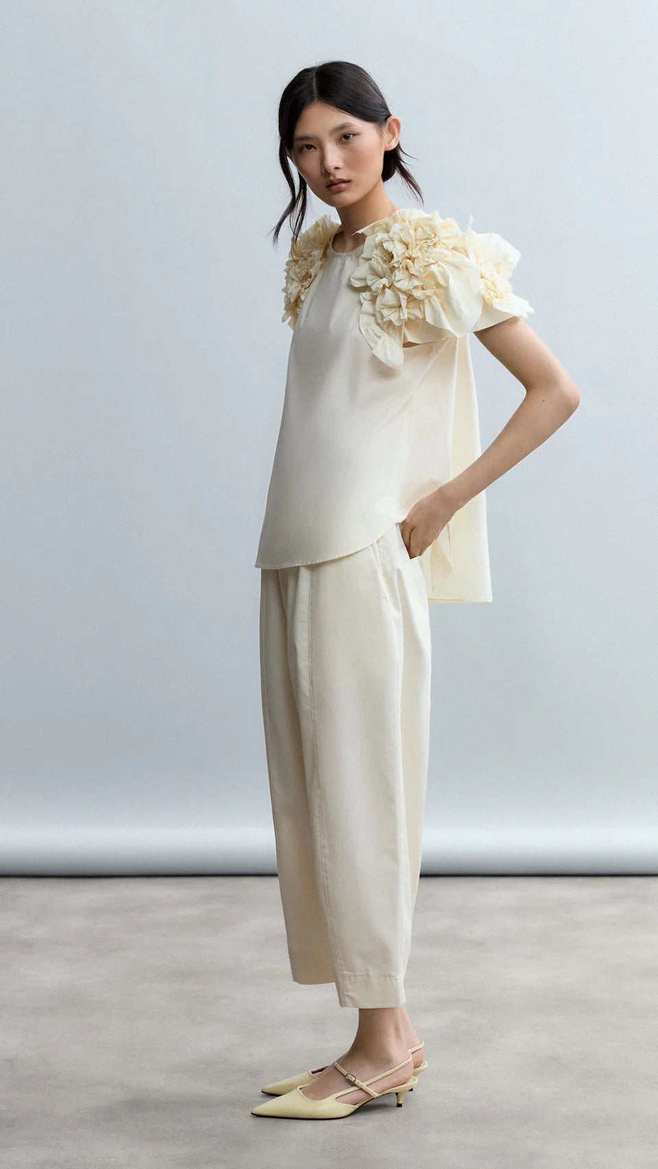 PSOPHIA RUFFLE SLEEVE CREAM SHIRT - White Bicycle