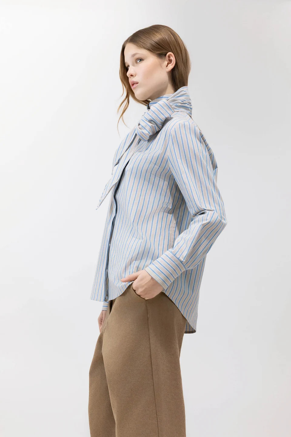 PSOHIA OATMEAL AND BLUE STRIPE SHIRT