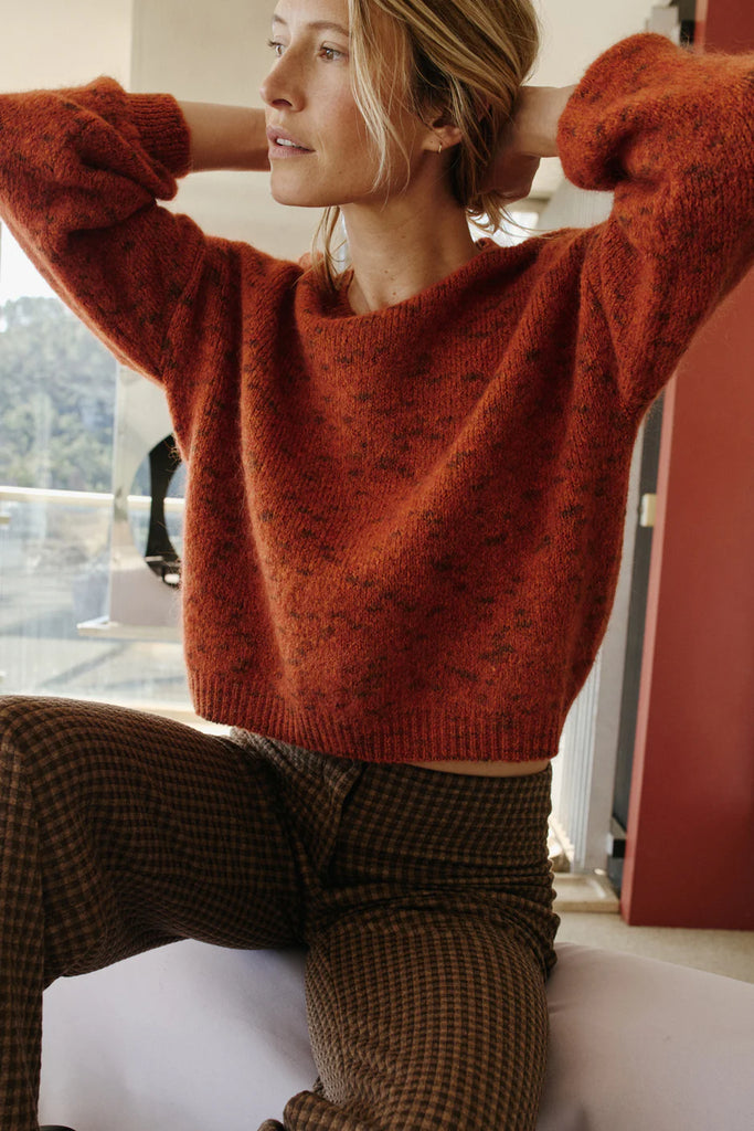 INDI AND COLD BURNT ORANGE CROP KNIT
