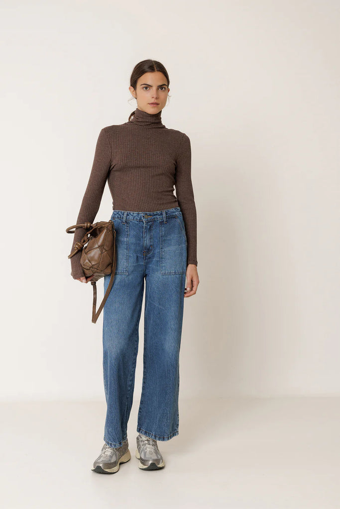 INDI AND COLD BROWN RIB POLO NECK