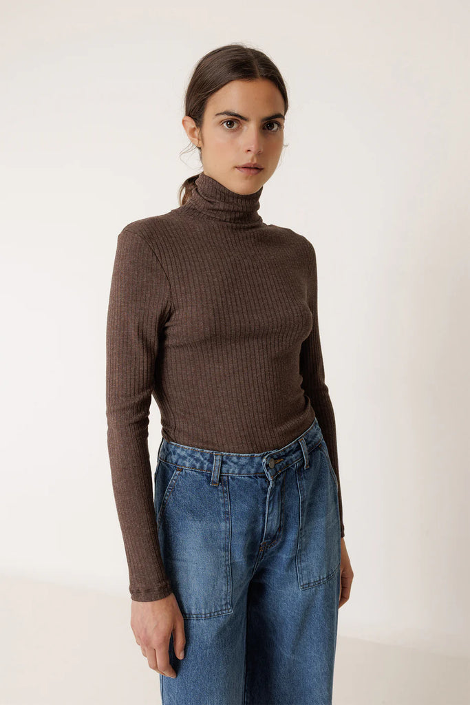 INDI AND COLD BROWN RIB POLO NECK