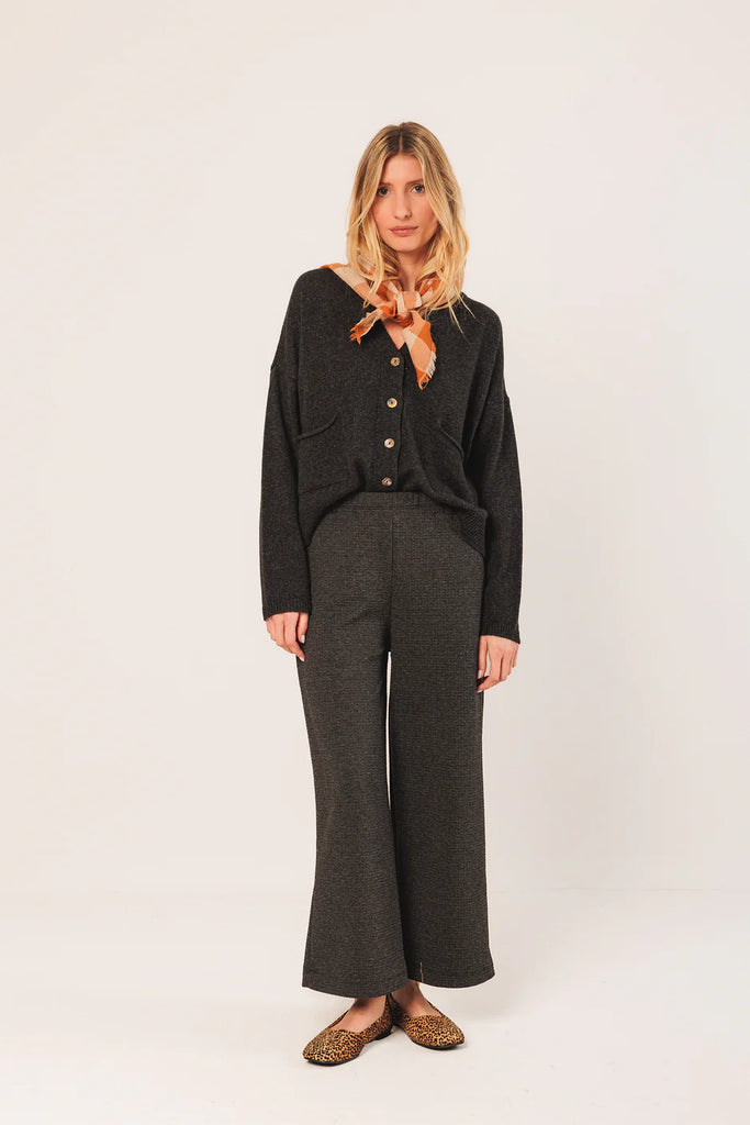 INDI AND COLD CHARCOAL CARDIGAN