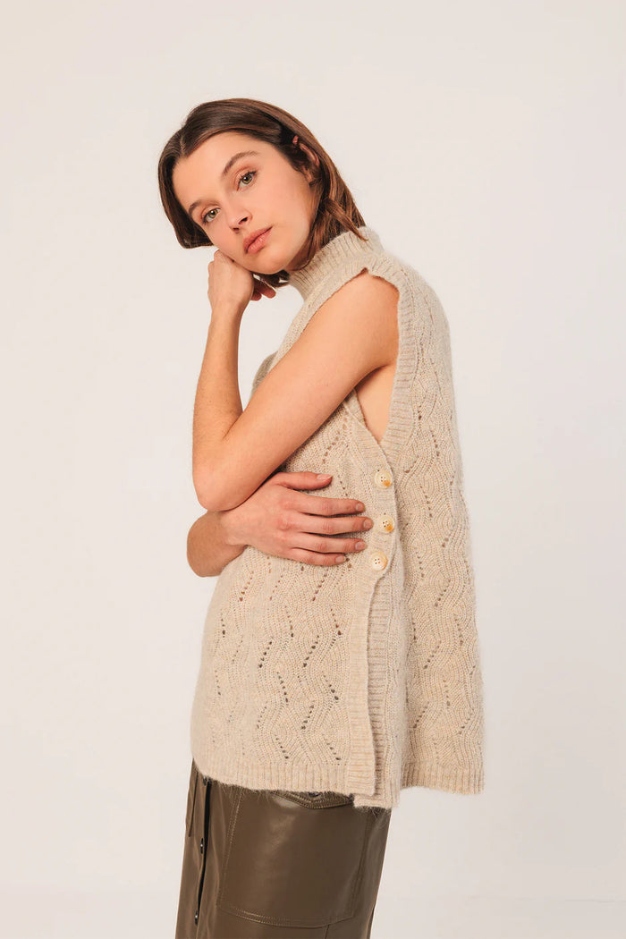 INDI AND COLD CROCHET HIGH NECK VEST KNIT