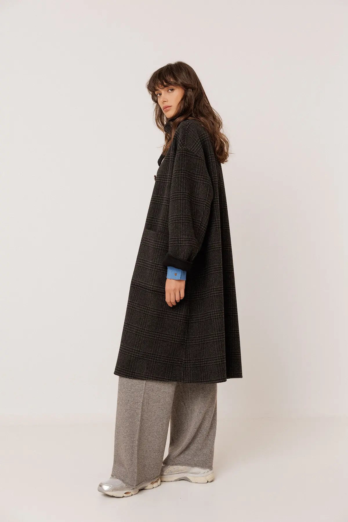 INDI AND COLD REVERSIBLE CHECK COAT