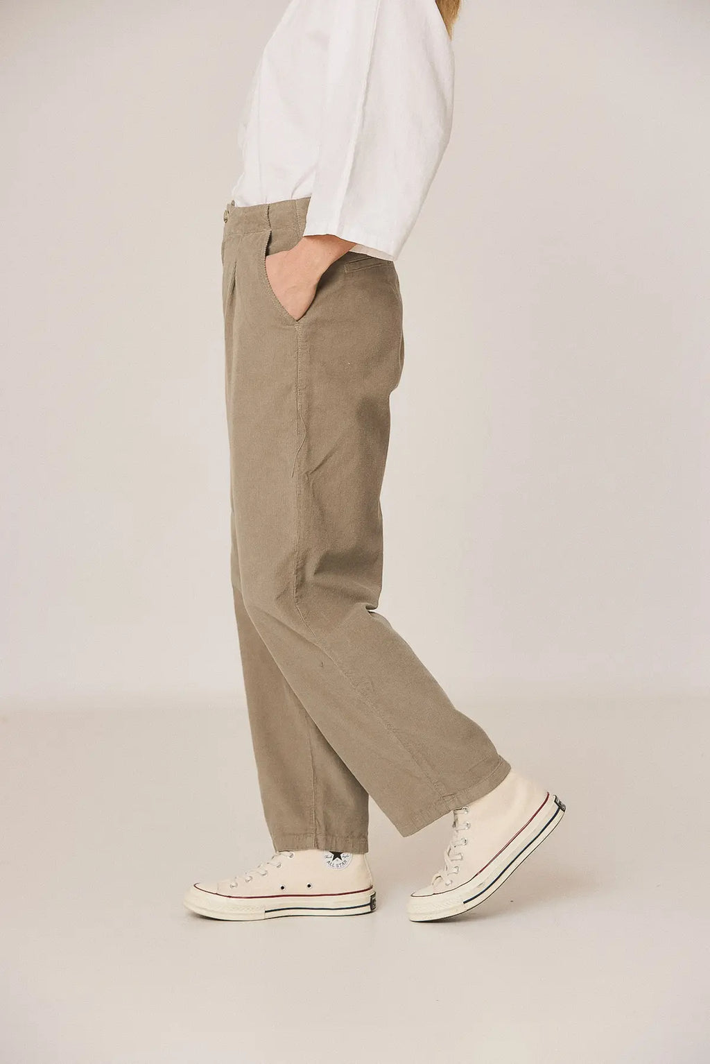 INDI AND COLD TAUPE CORDS