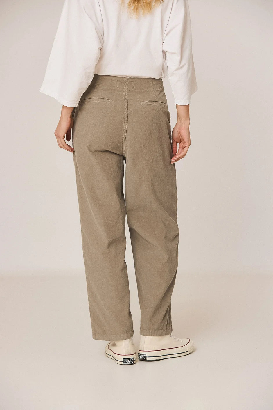 INDI AND COLD TAUPE CORDS