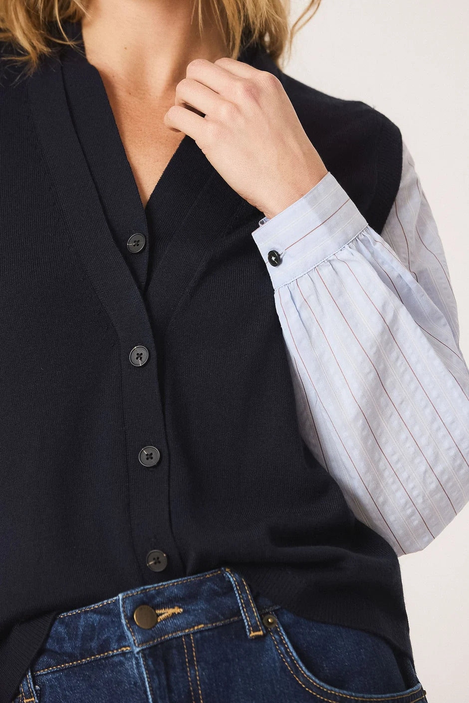 INDI AND COLD DOUBLE EFFECT CARDIGAN