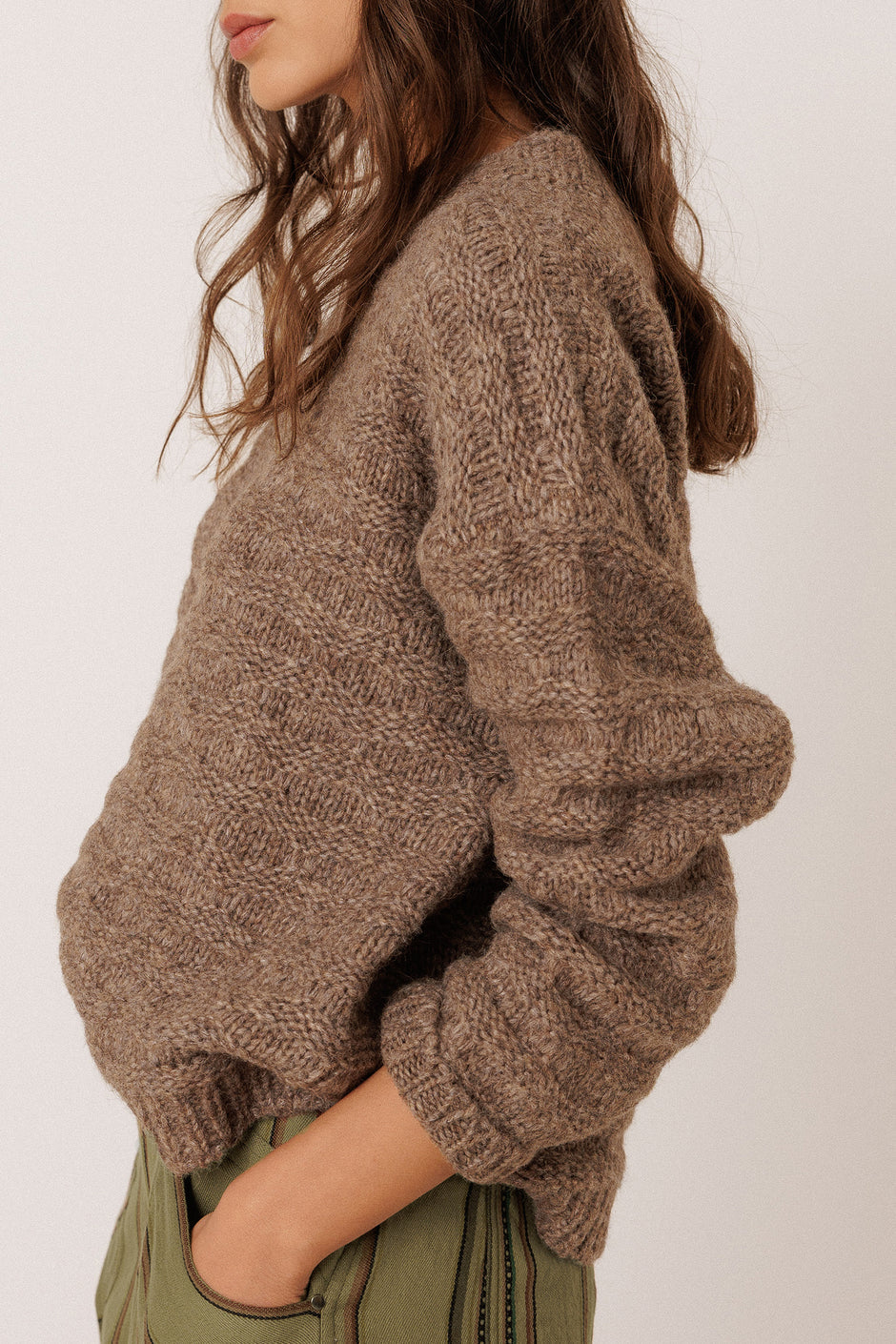 INDI AND COLD TAUPE BOX FIT KNIT