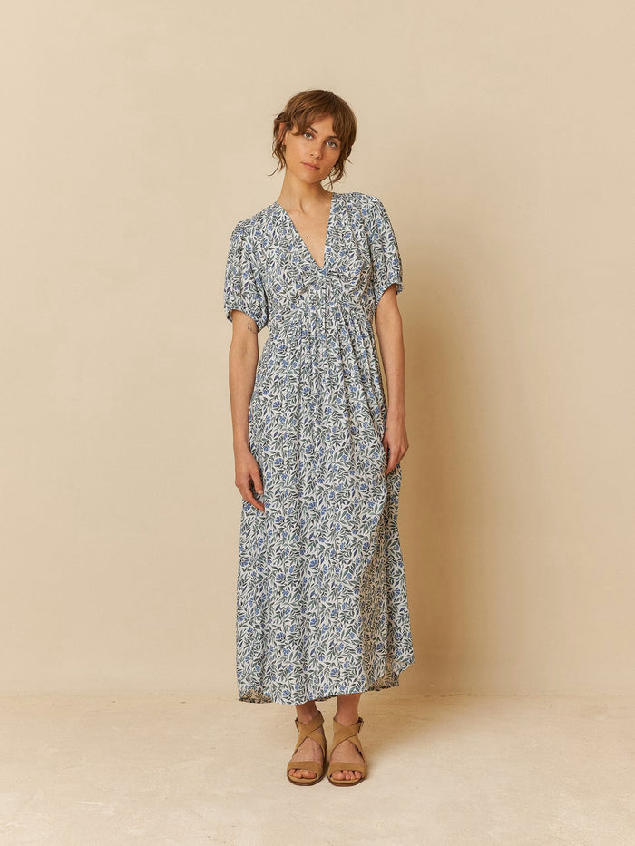 INDI AND COLD BLUE LEAF PRINT DRESS