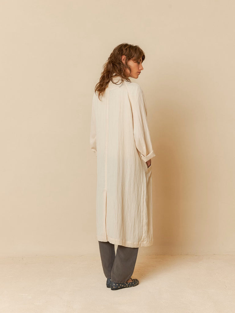 INDI AND COLD SATIN TRENCH
