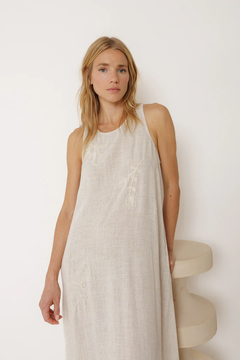 INDI AND COLD EMBROIDERED LINEN DRESS - White Bicycle