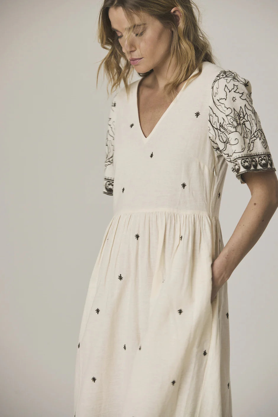 INDI AND COLD NATURAL EMBROIDERED DRESS - White Bicycle