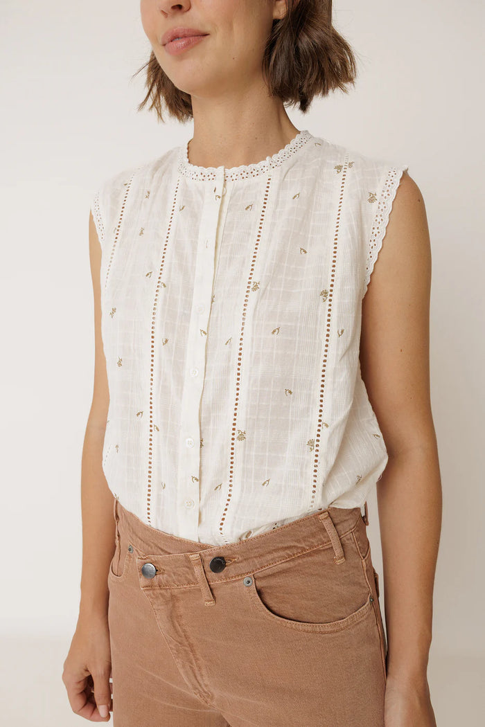 INDI AND COLD EMROIDERED SLEEVELESS BLOUSE